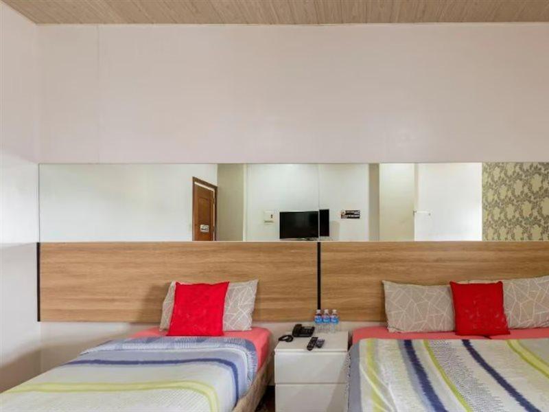 OYO 767 Hotel Urban Baguio City Buitenkant foto